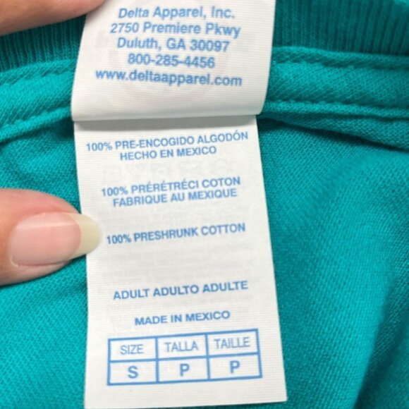 Delta teal #graphictee #chicken print women’s top size small - Picture 4 of 5